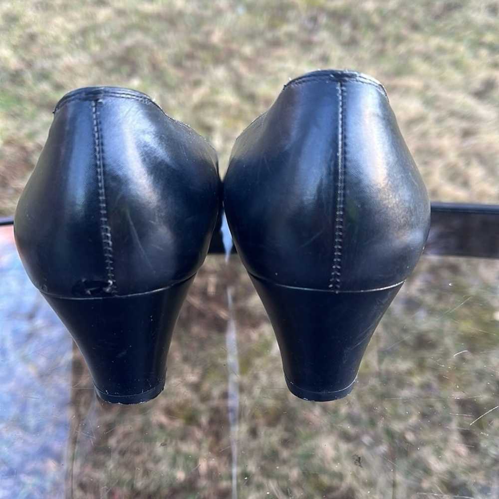 Salvatore Ferragamo Vintage heels, size 6 1/2, bl… - image 5