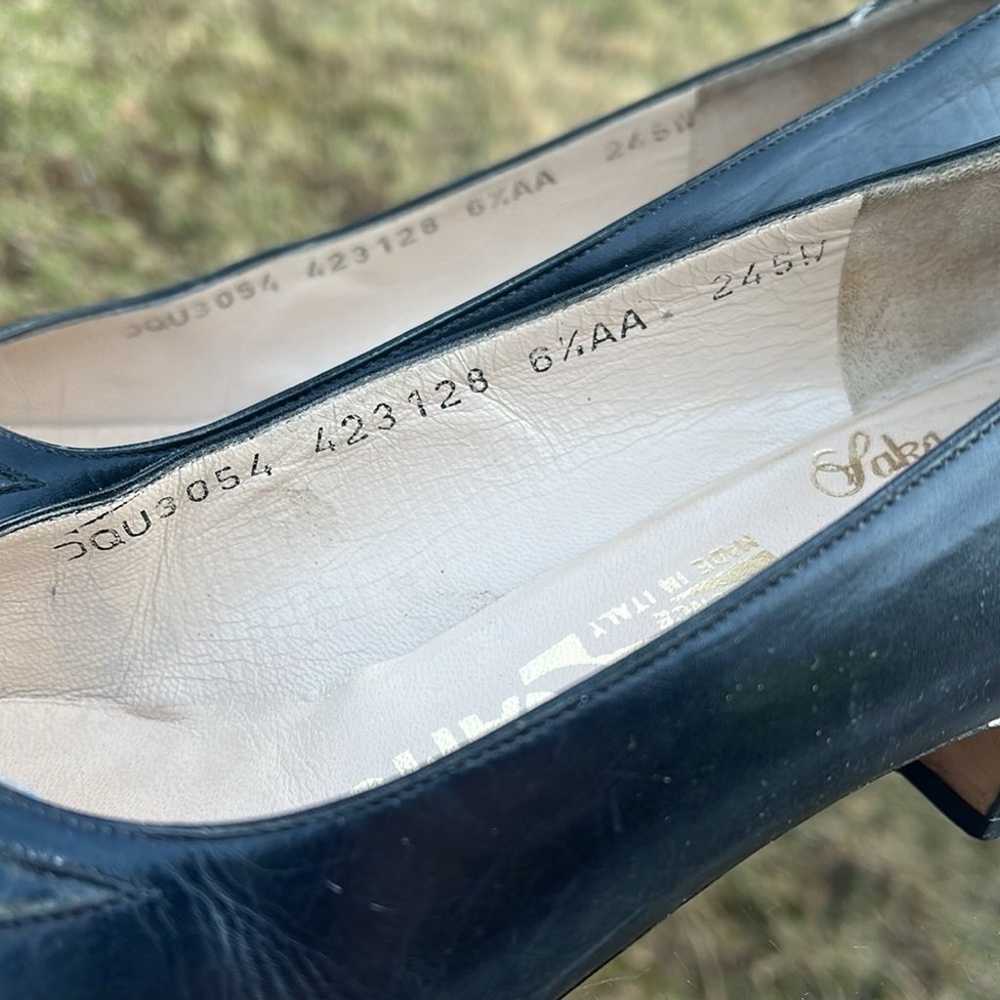 Salvatore Ferragamo Vintage heels, size 6 1/2, bl… - image 6