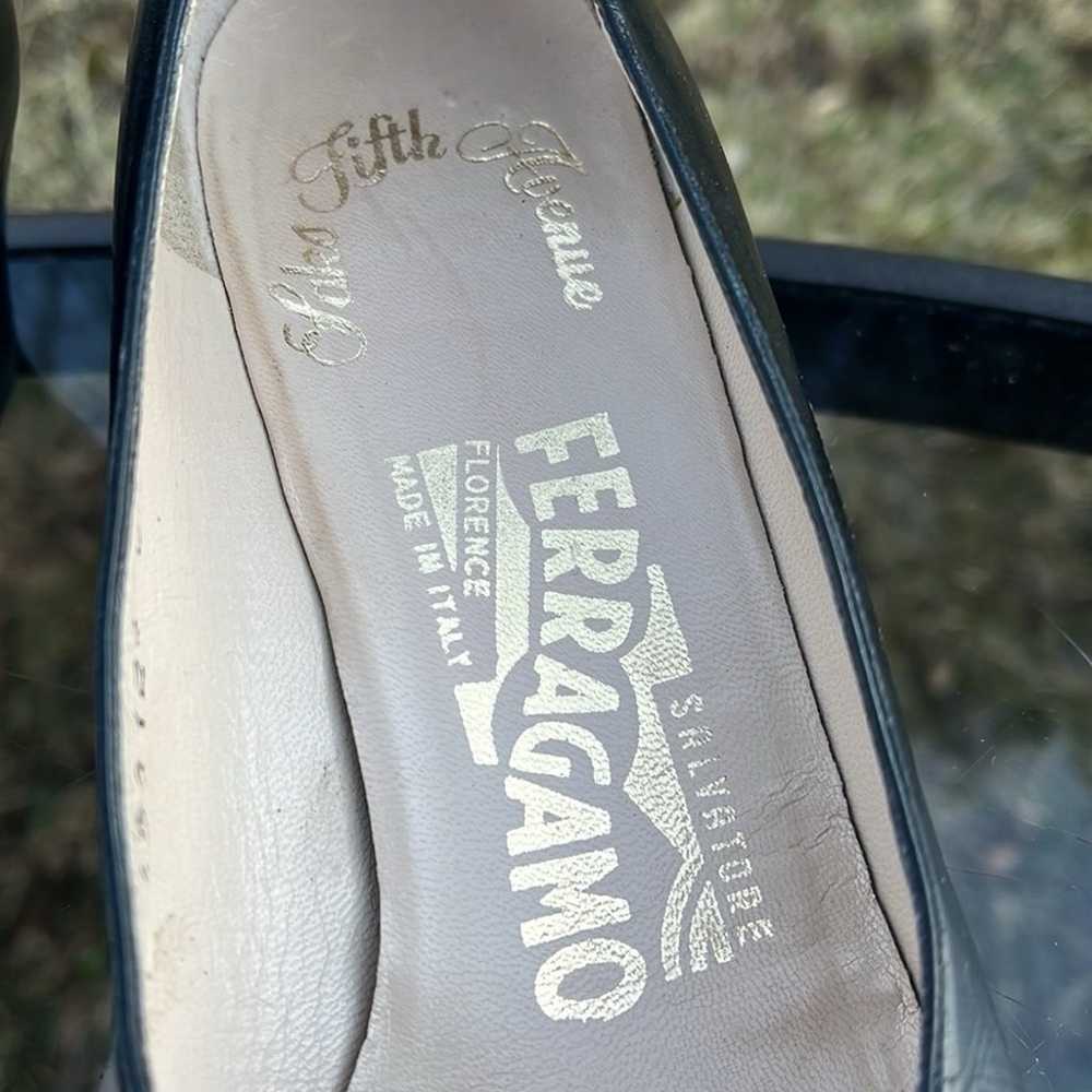 Salvatore Ferragamo Vintage heels, size 6 1/2, bl… - image 7