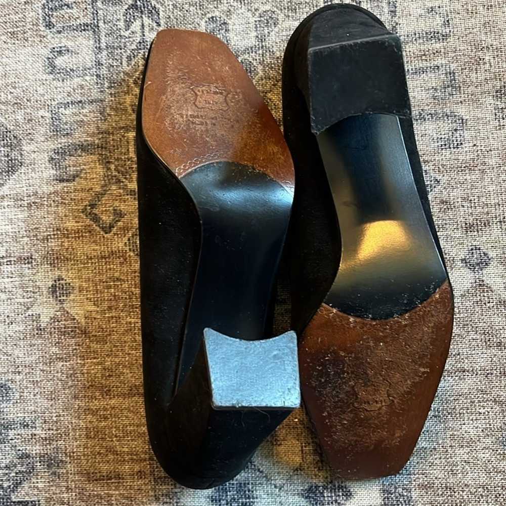 STUART WEITZMAN Black velvet heels size 8.5 - image 6
