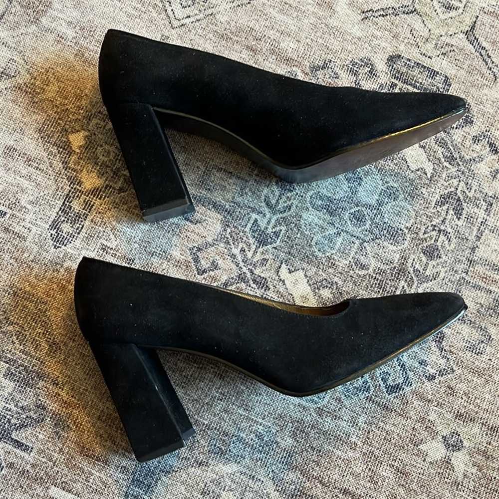 STUART WEITZMAN Black velvet heels size 8.5 - image 7
