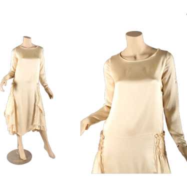 Vintage 1920s  Cream Satin Wedding Dress with Det… - image 1