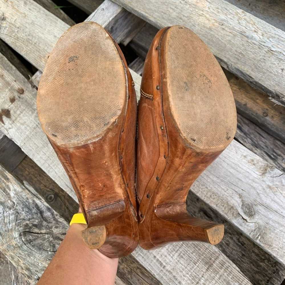 Vintage 70s wood leather platform mule shoe heels… - image 4