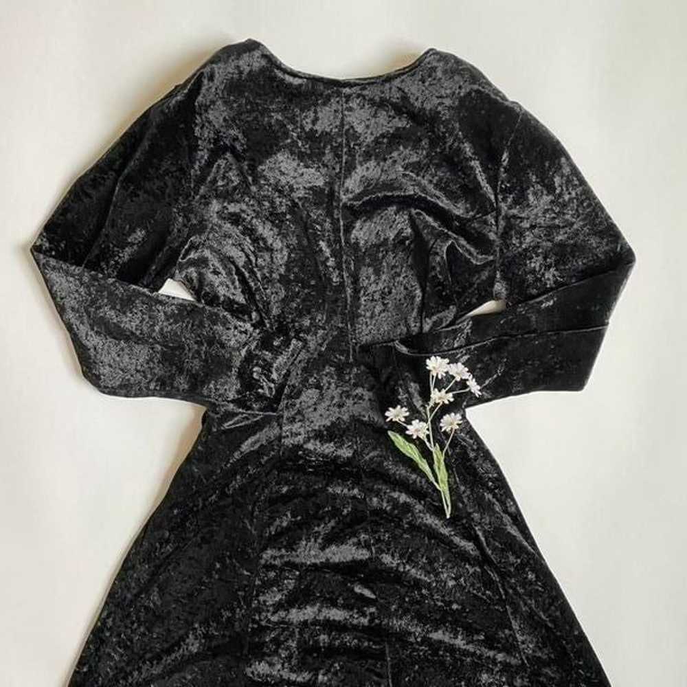 Vintage 90s black crushed velvet long sleeve dress - image 4