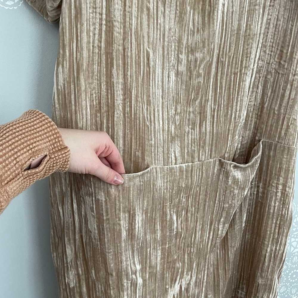 Anthropologie Floreat Crinkled Velvet Shift Dress… - image 5