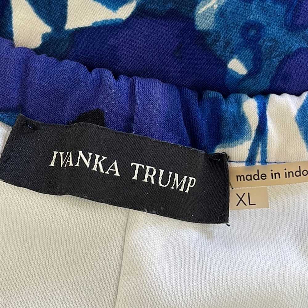 Ivanka Trump Size XL Womans' Blue White Floral Sl… - image 7