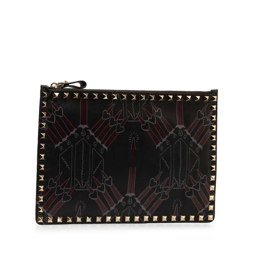 Valentino Garavani Rockstud leather clutch bag - image 2