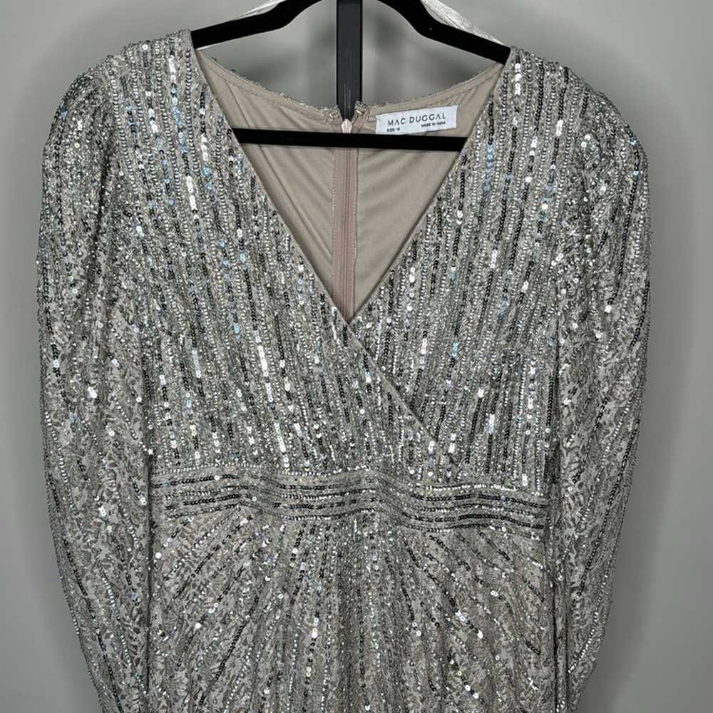 MAC DUGGAL Taupe Silver Sequin Beaded Long Lace S… - image 4