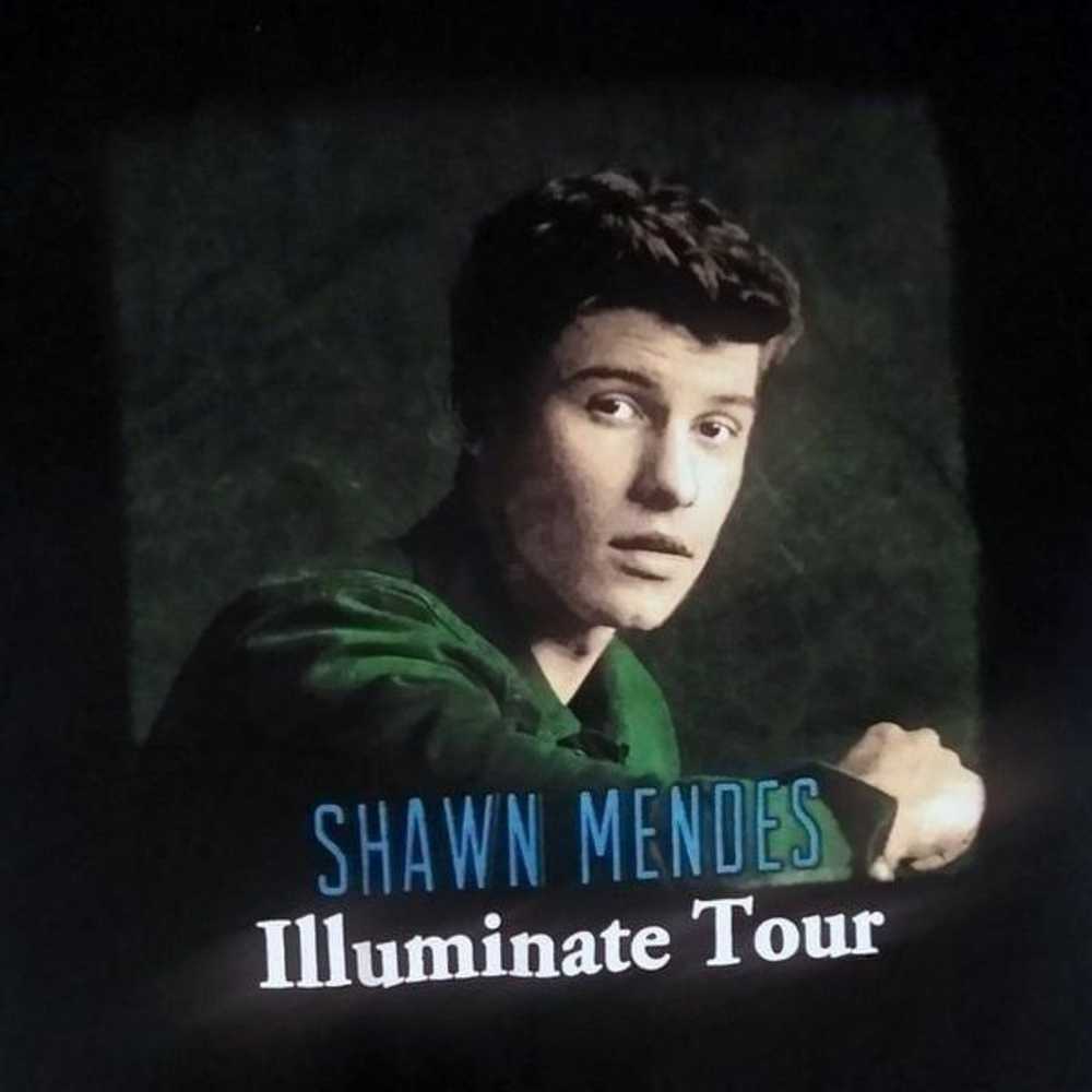 Medium Shawn Mendes Illuminate 2017 World Tour Me… - image 2
