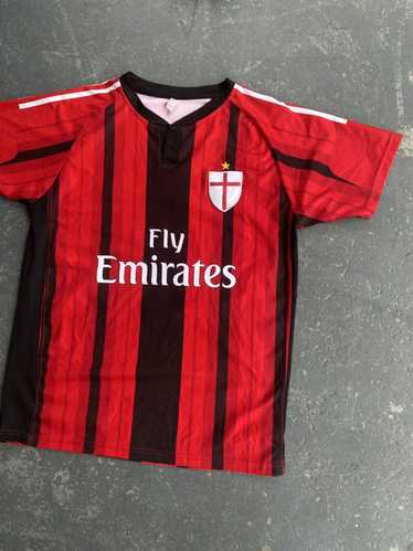 Soccer Jersey × Vintage AC Milan Fly Emirates Soc… - image 1