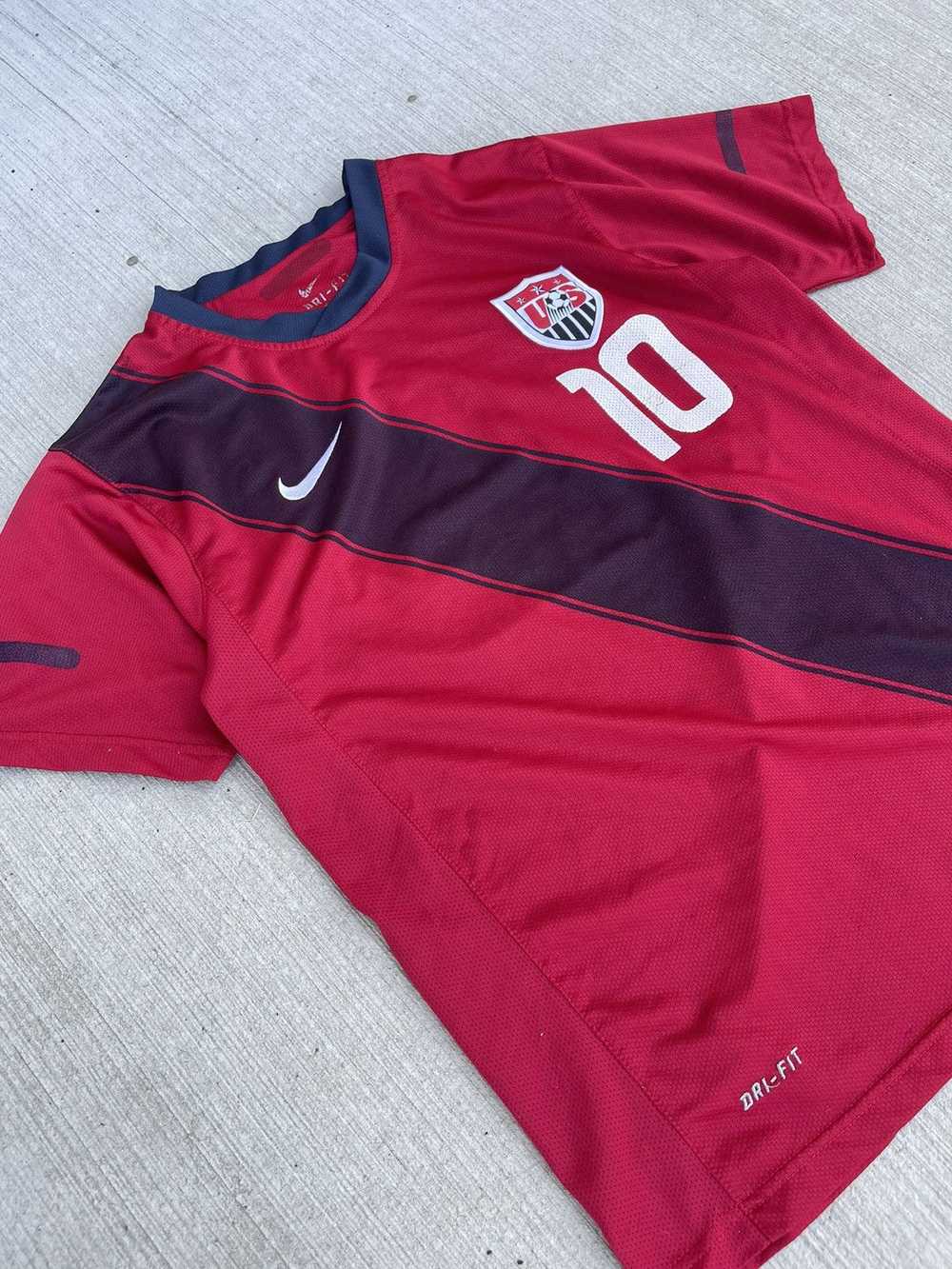 Nike × Soccer Jersey USA 2011 Landon Donovan “Wal… - image 5
