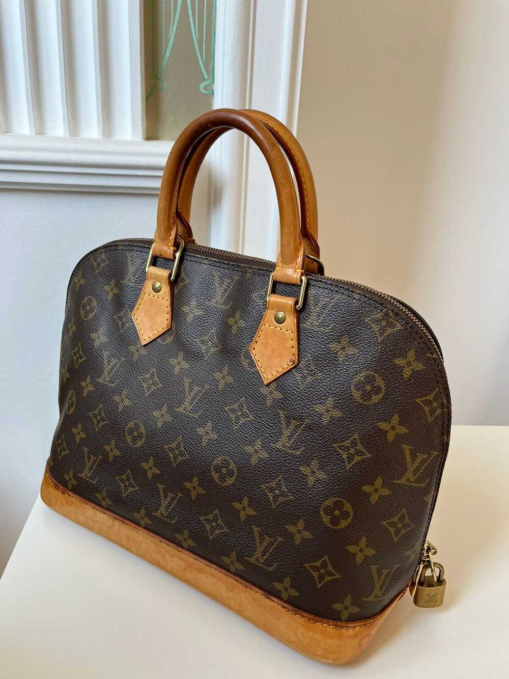 Louis Vuitton × Vintage Louis Vuitton Alma PM bag… - image 9