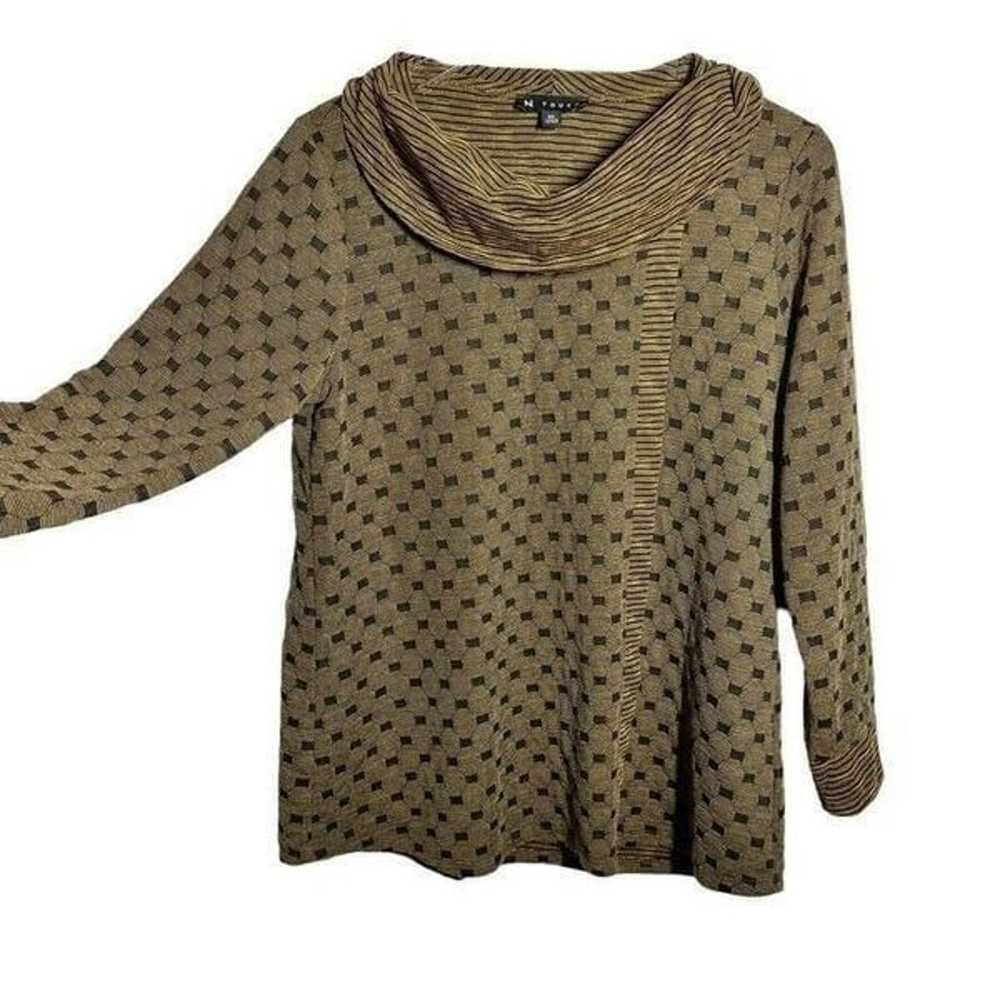 N TOUCH size medium boxy knit top dramatic collar - image 1