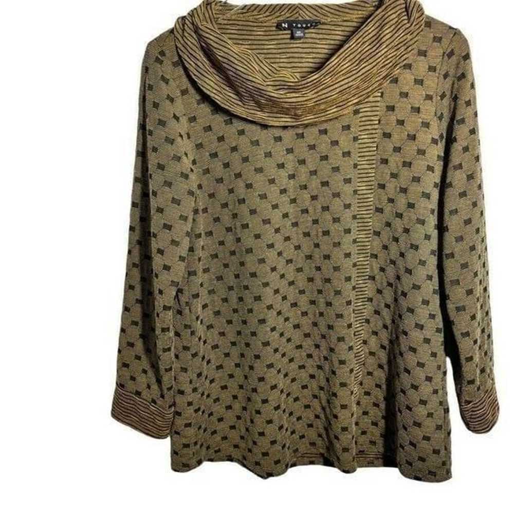 N TOUCH size medium boxy knit top dramatic collar - image 2