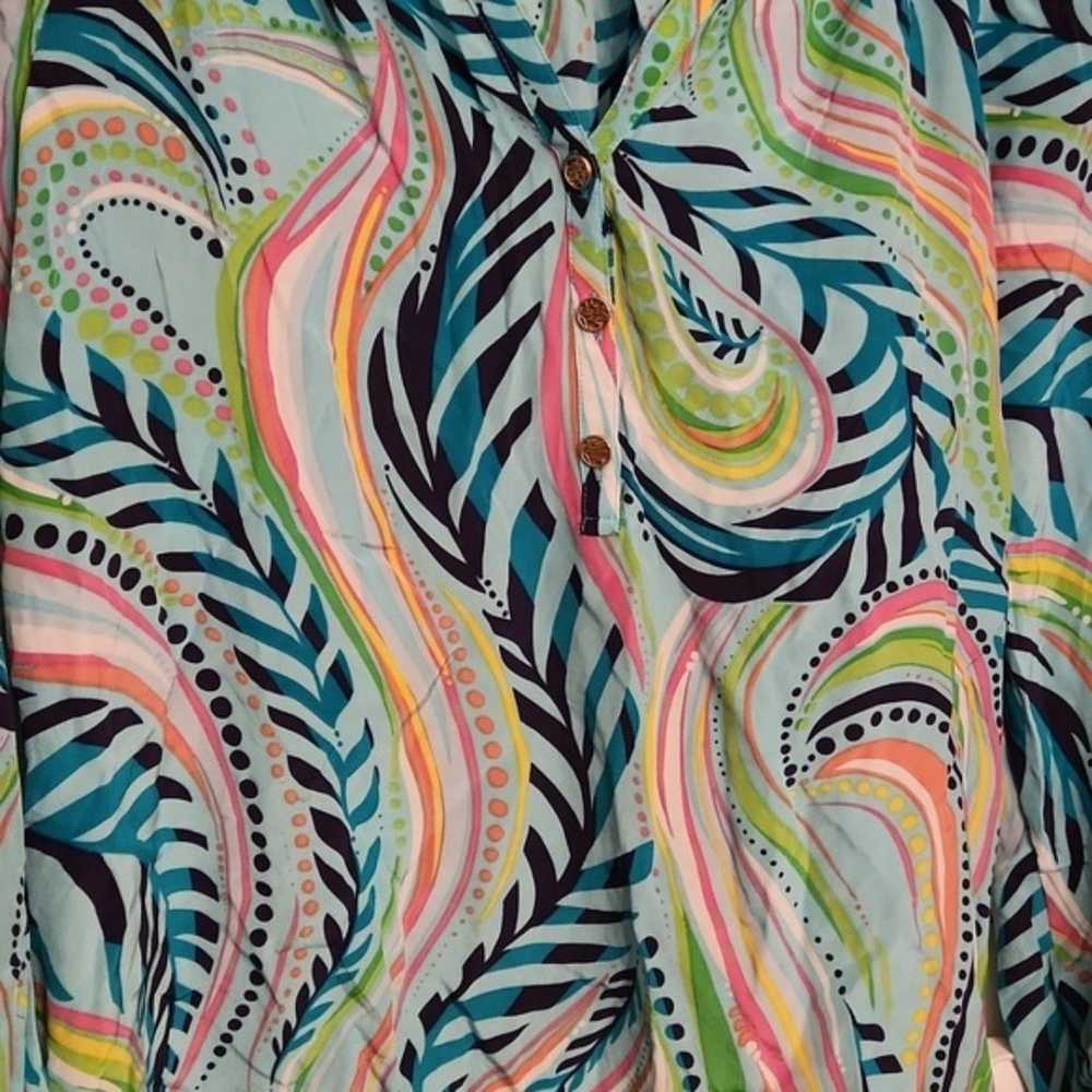 Lilly Pulitzer Elsa Blouse in Blue & Green 100% S… - image 2