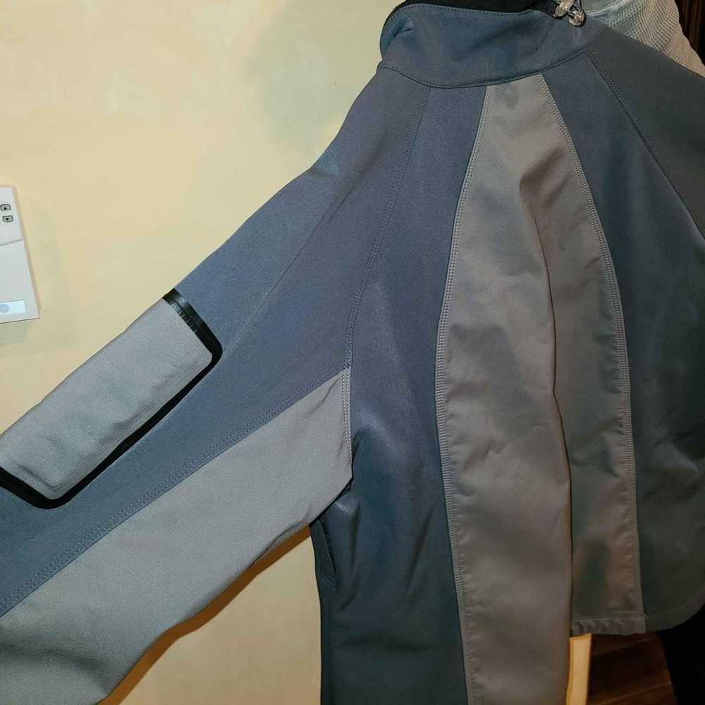 LL Bean Waterproof Windbreaker Jacket Coat unisex… - image 5