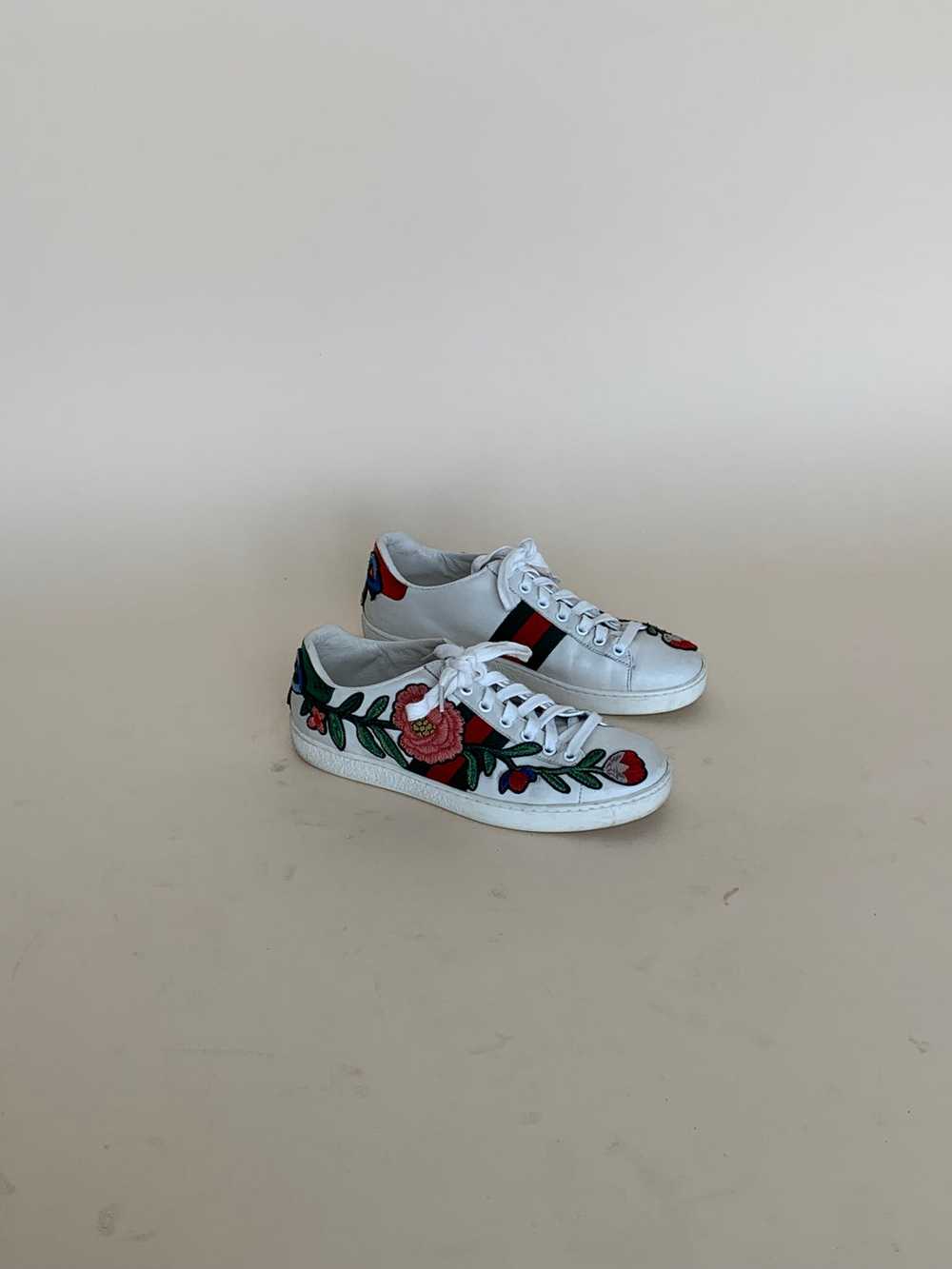 Gucci floral Ace sneaker - image 1