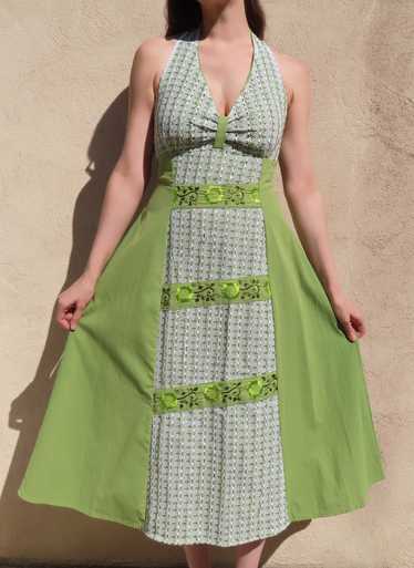 Random Vintage 70s Apple Green Floral Halter Dress