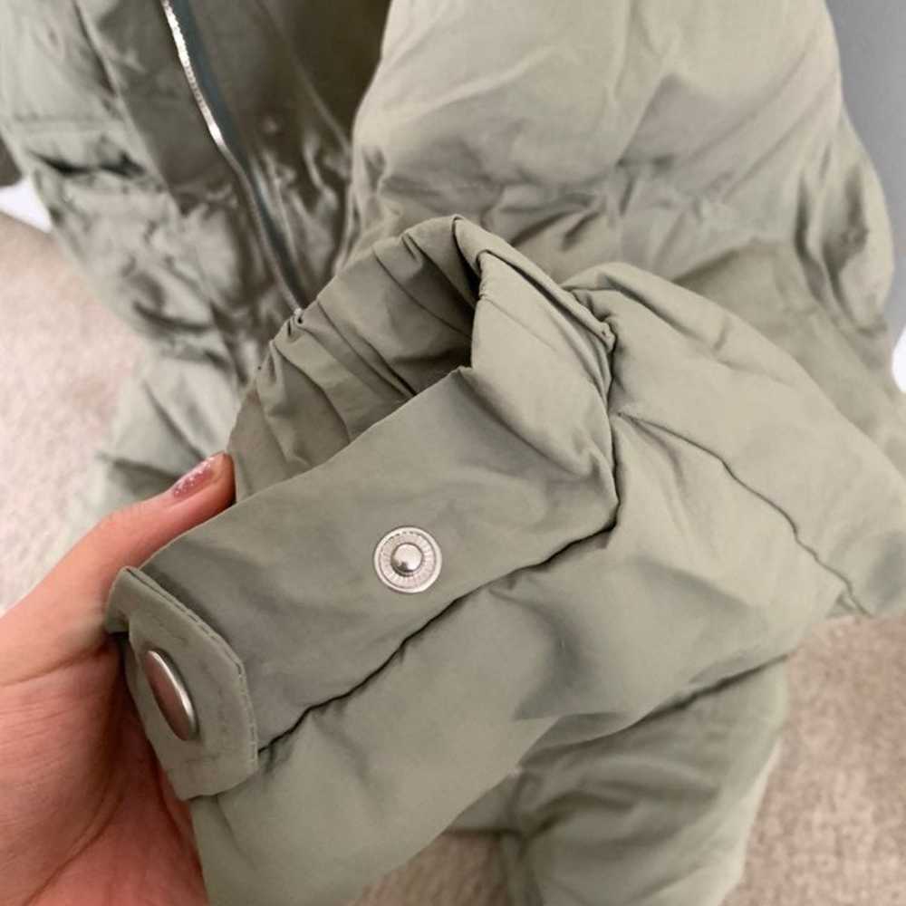 Green down jacket coat puffer - image 4