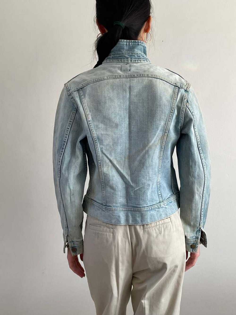 Vintage Lee light wash faded denim jean jacket - image 6