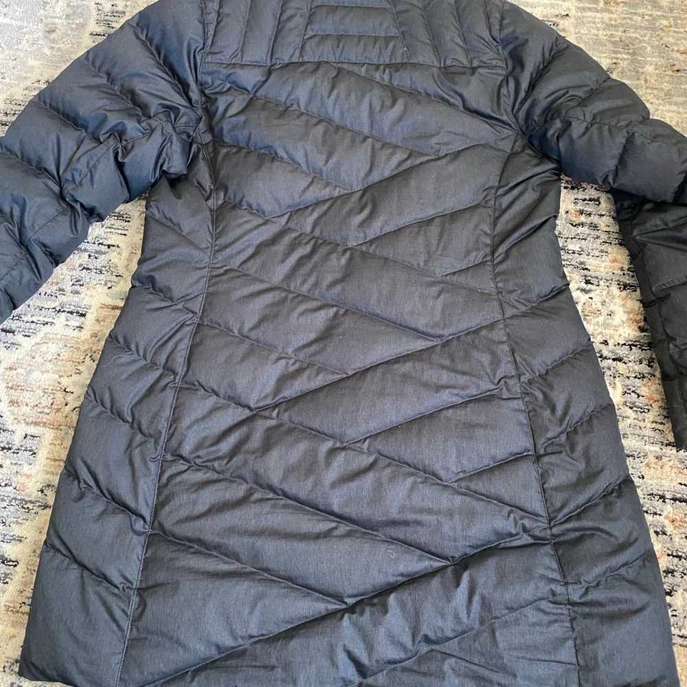 Marmot Womens winter jacket size Large 700 fill - image 2