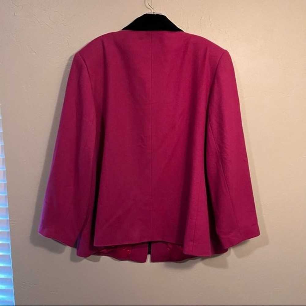 Urban Wool Pink Coat with Velvet Collar - image 5