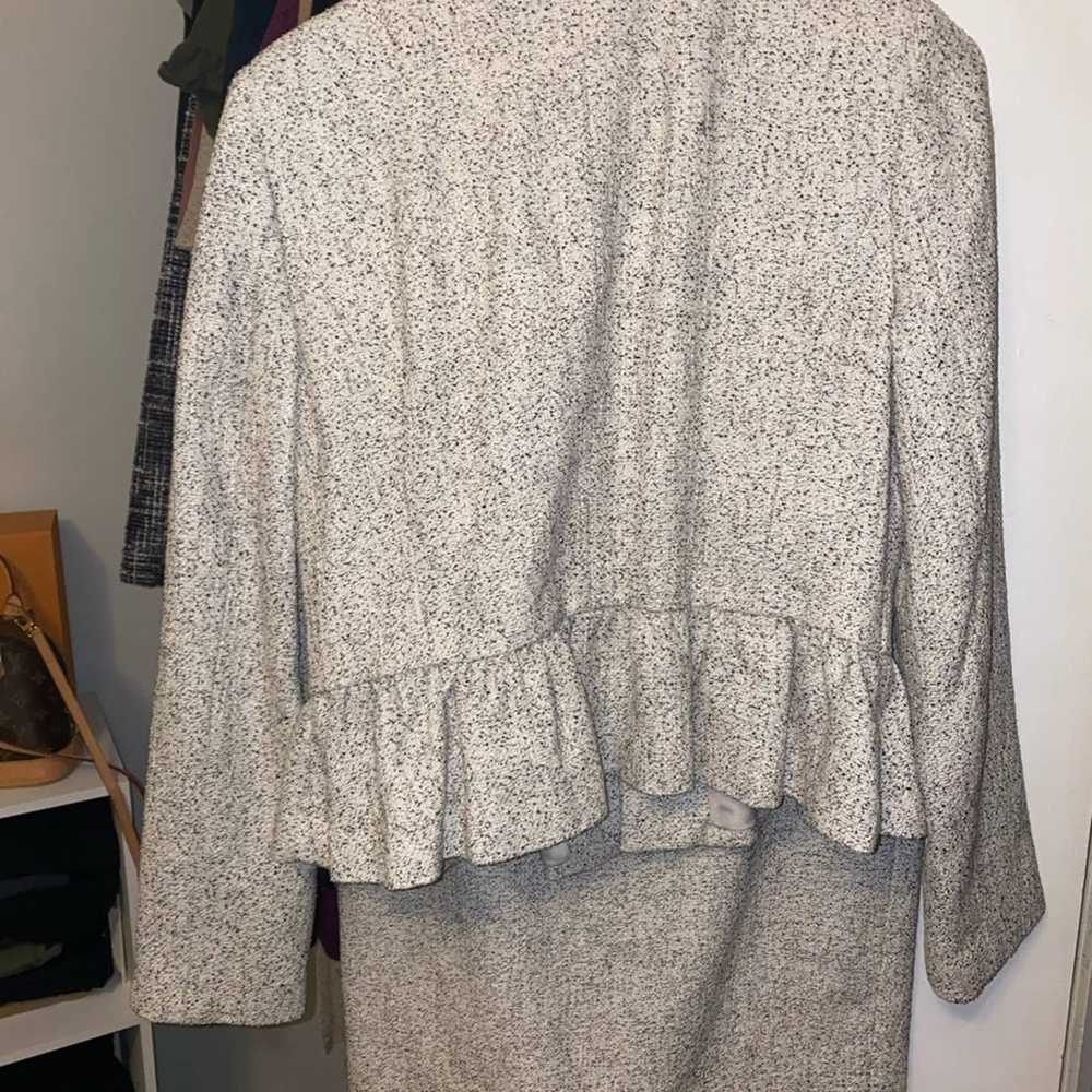 Tweed skirt suit - image 5