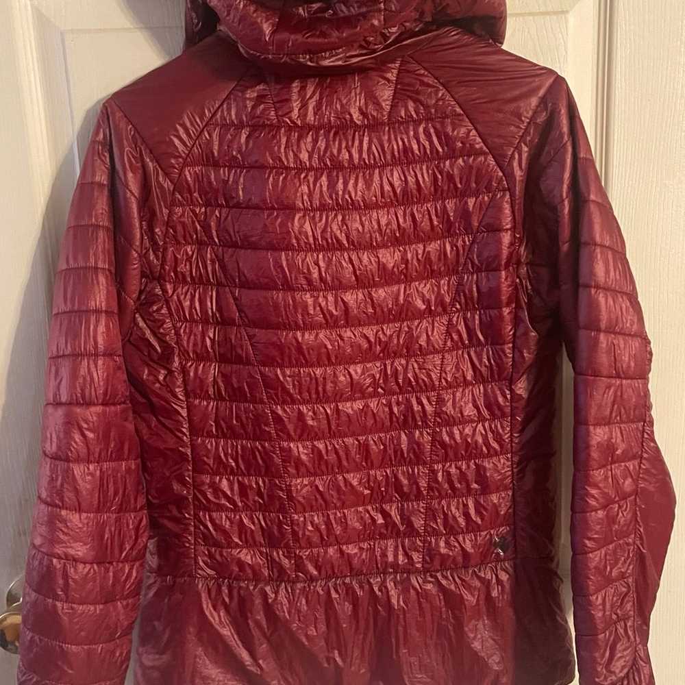 Mountain Hardwear puffer hoodie jacket women’s si… - image 3