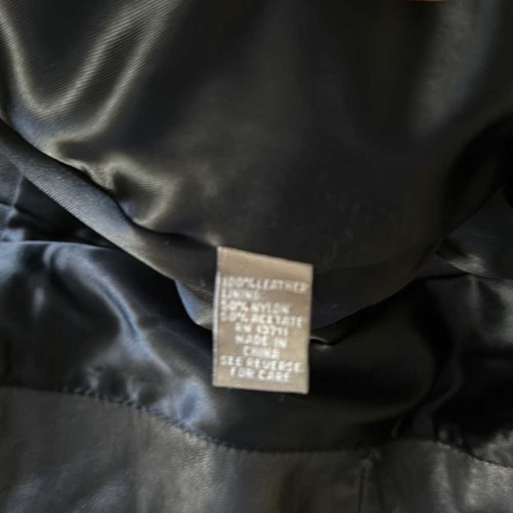 Valerie Stevens Black Leather Classic Fit Jacket - image 7
