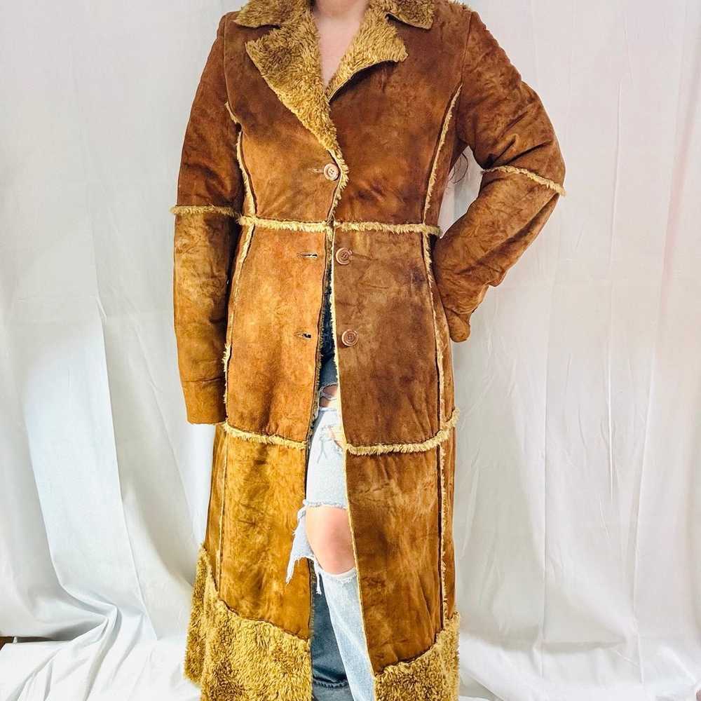 Gi & Jo • Vintage 70s Style Trench Coat. Size lar… - image 2