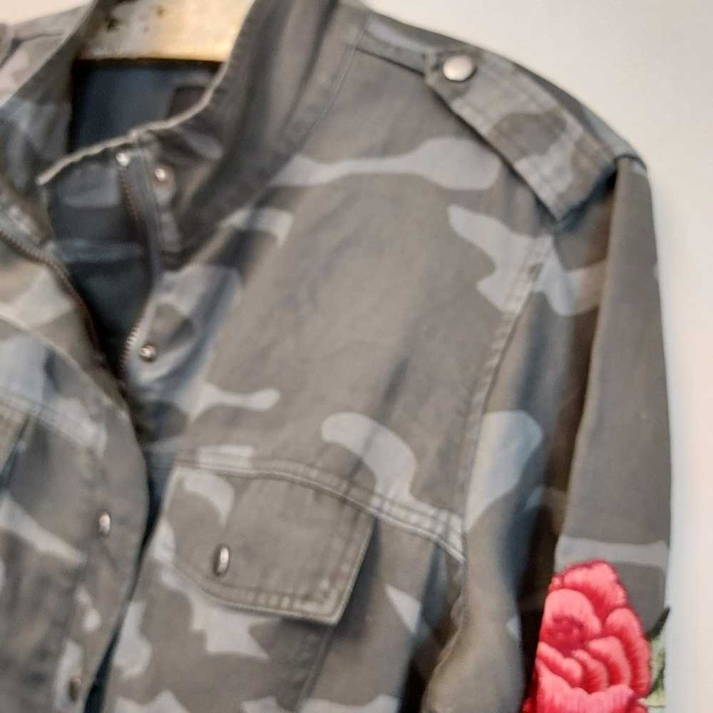 Rails Collins Camouflage Embroidered Zip Jacket M… - image 5