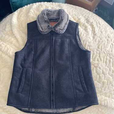 Outback trading company vest