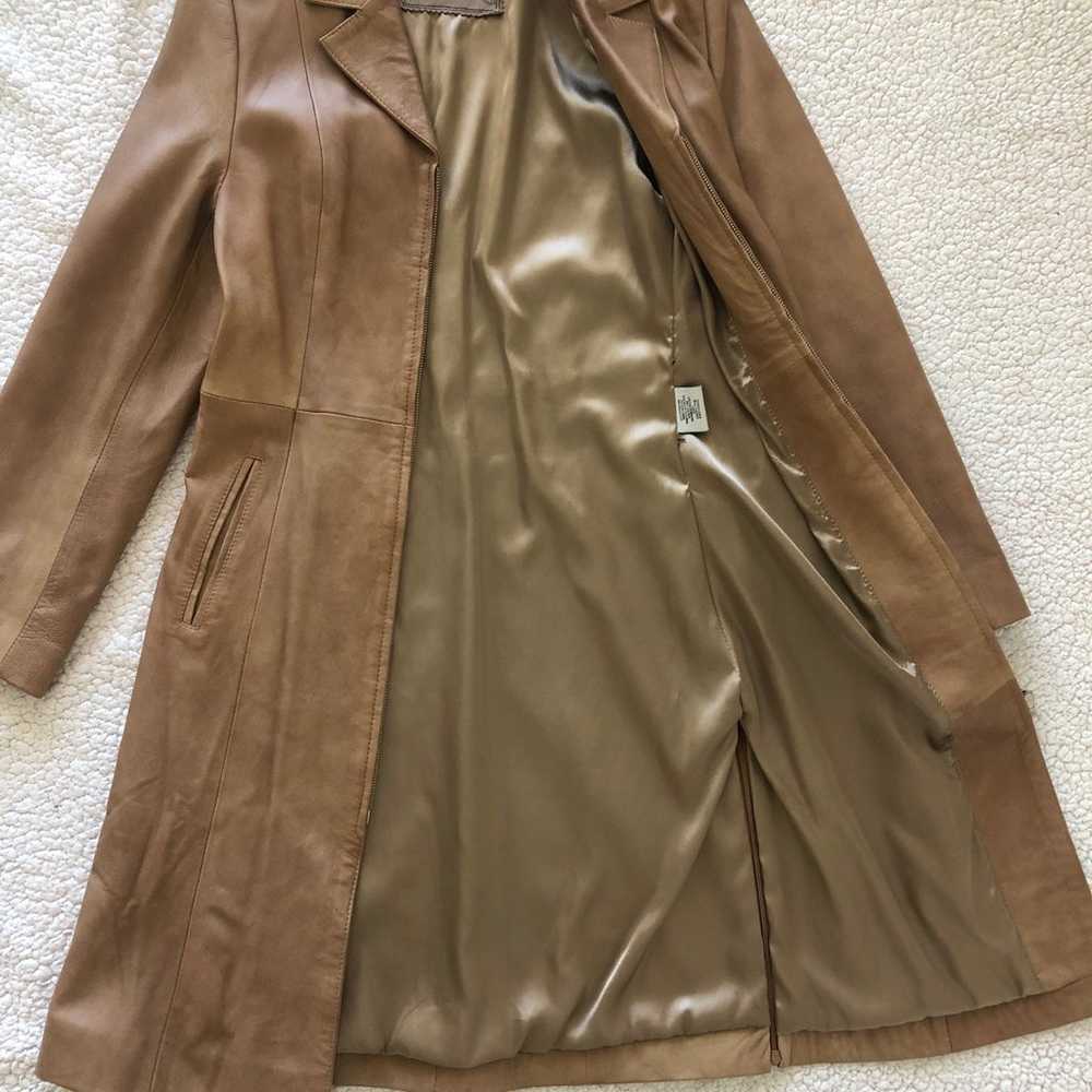 Leather trench coat - image 4