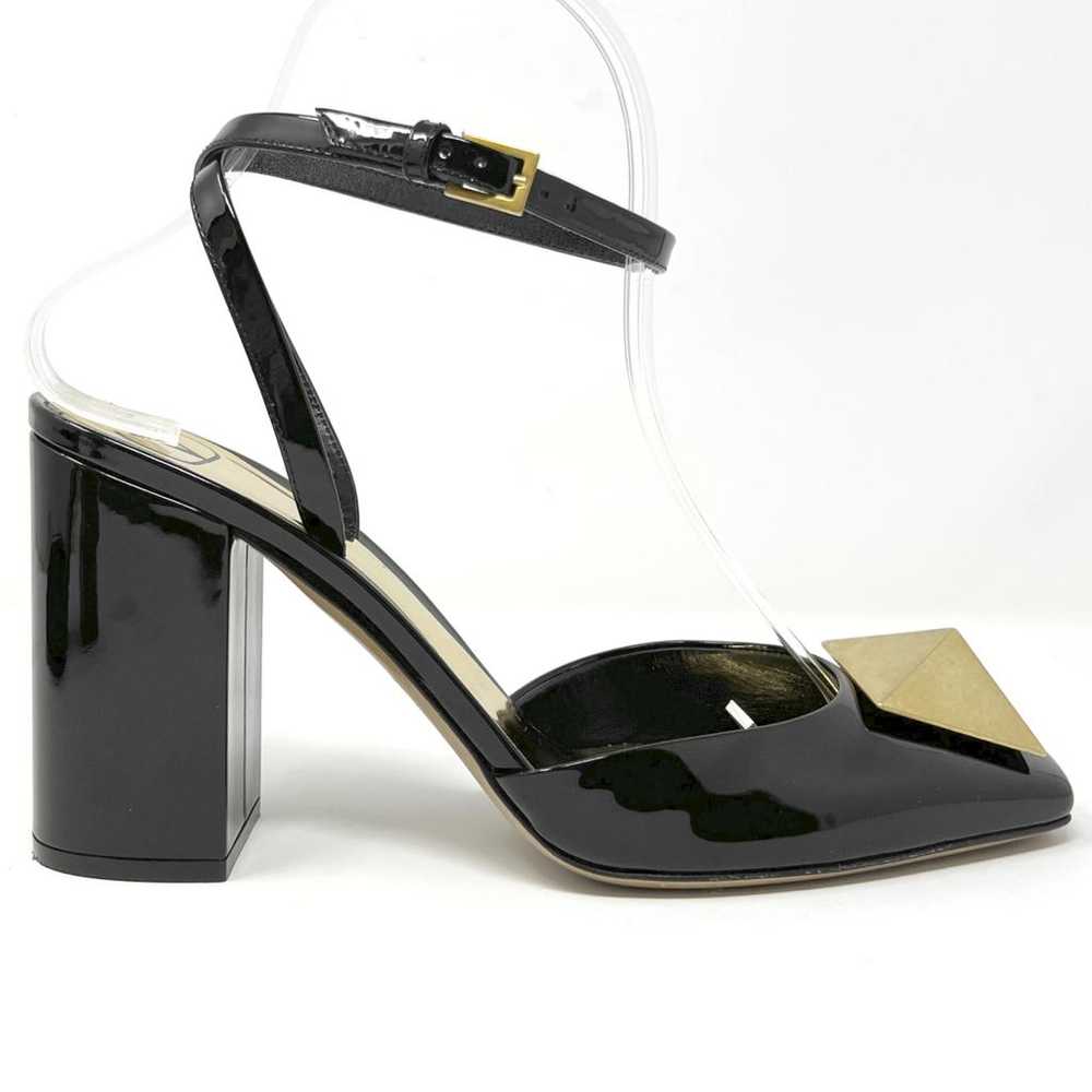 Valentino Garavani One Stud patent leather heels - image 3