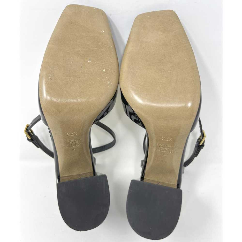 Valentino Garavani One Stud patent leather heels - image 8