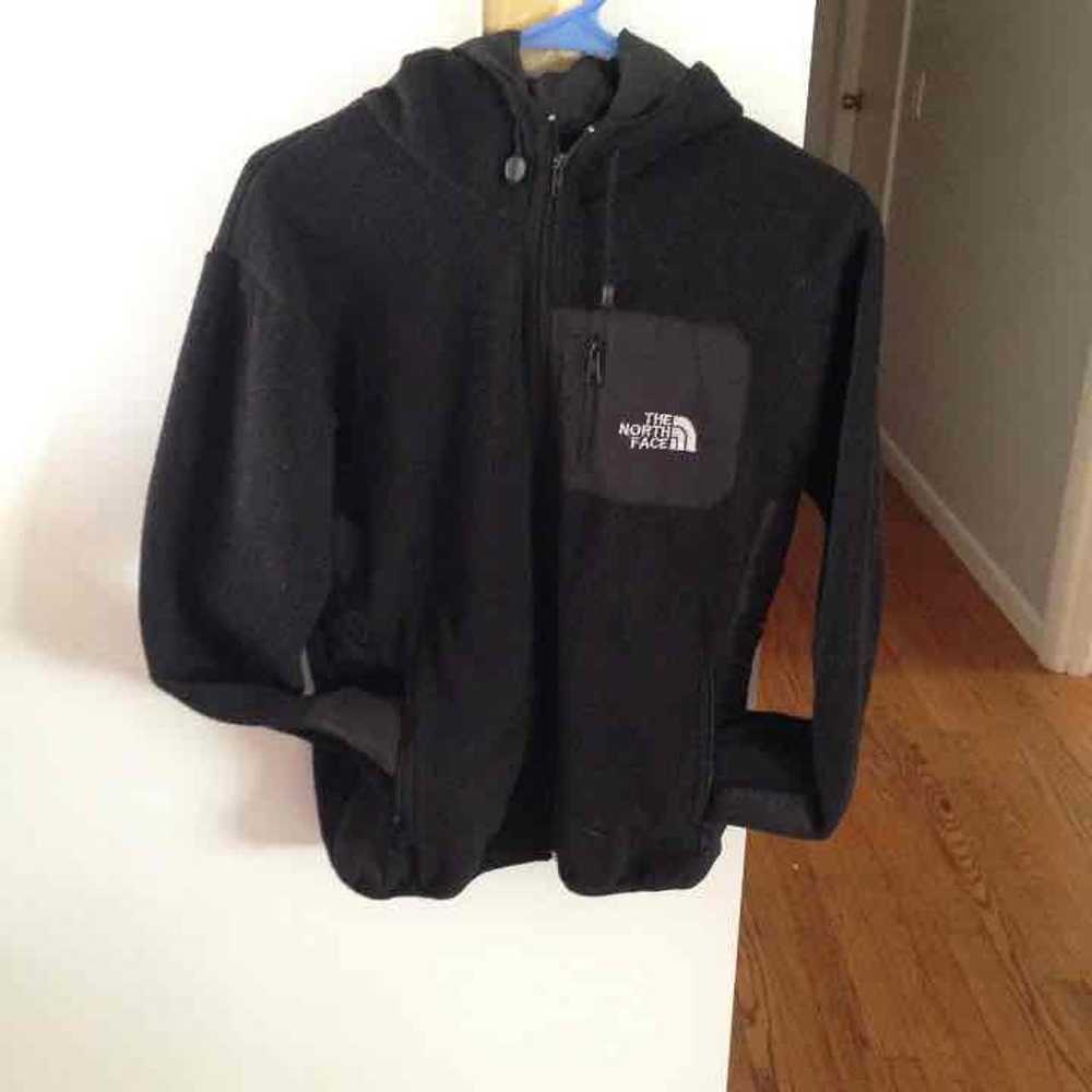 Women's North Face size M - image 2