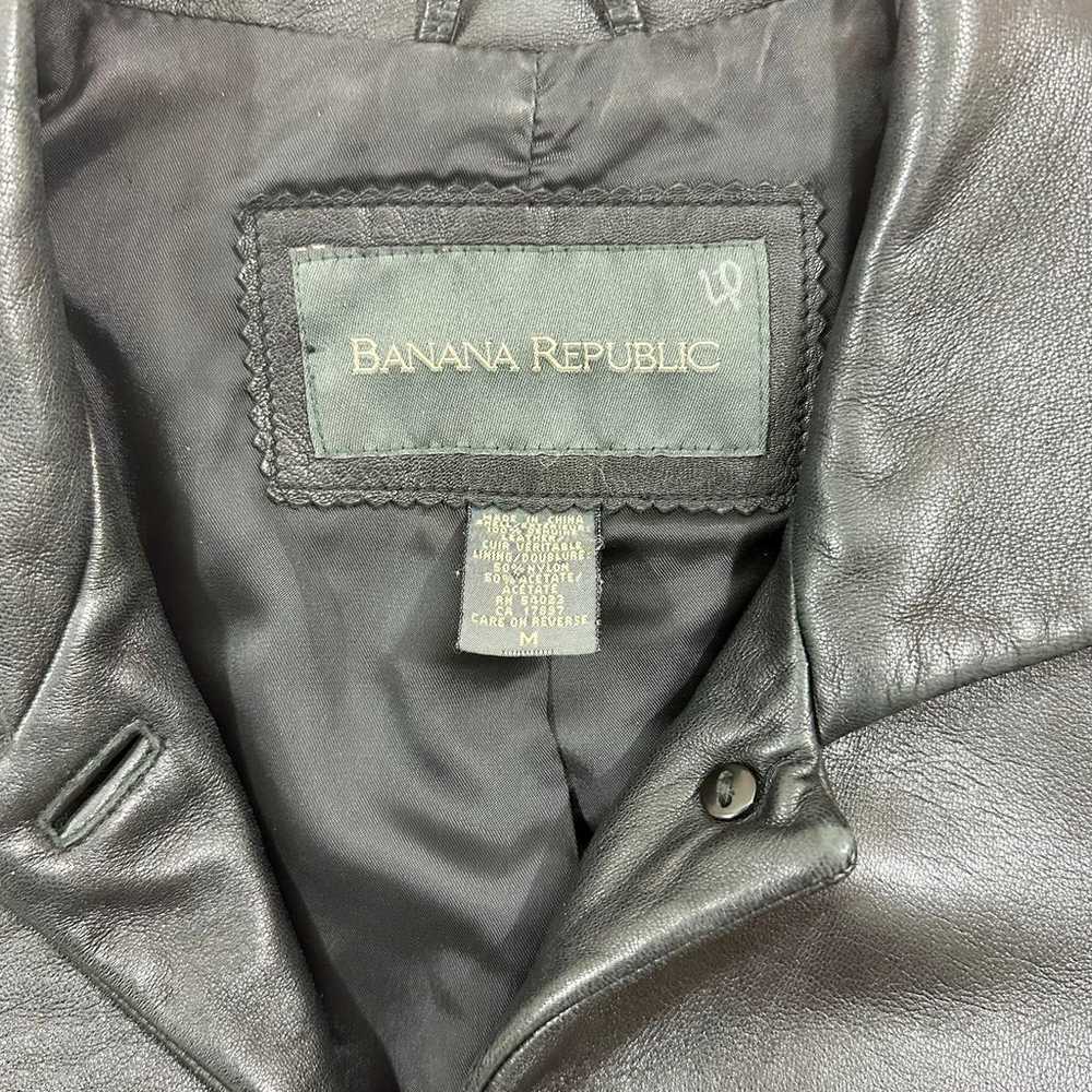 Women's Medium Banana Republic All Leather Mid Le… - image 2