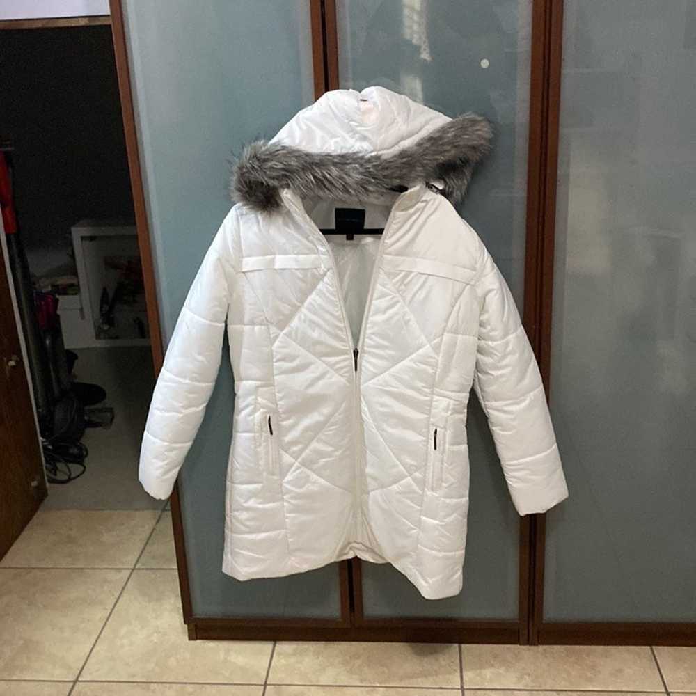 White Faux Fur-Lined Hooded Puffer Jacket - Women… - image 4