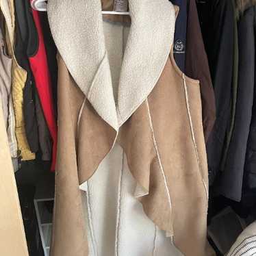 Sheerling and suede long vest - image 1