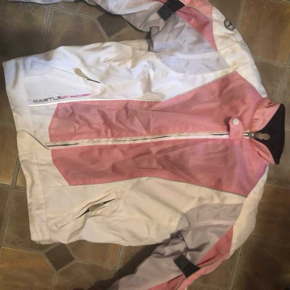 White & pink castle jacket - image 1