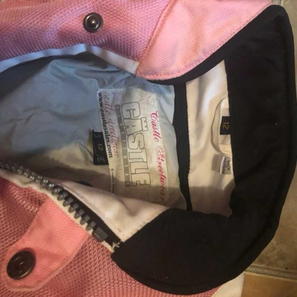 White & pink castle jacket - image 2