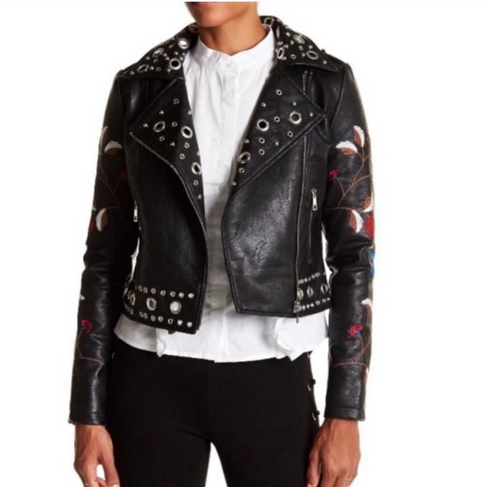 ROMEO & JULIET Black and Floral  Faux Leather Jac… - image 3