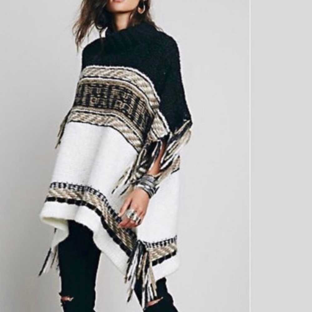 Free people poncho - image 1