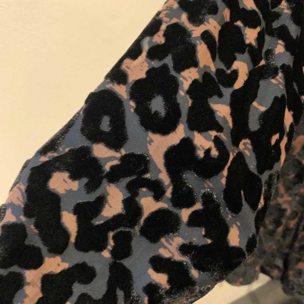 Guess leopard velvet blazer - image 7