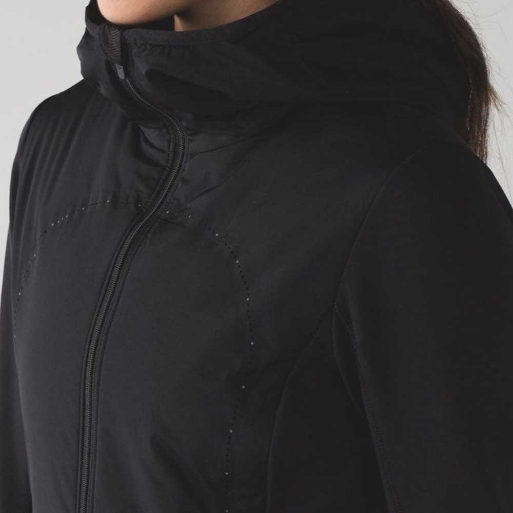 Lululemon Run For Cold Pullover - image 4