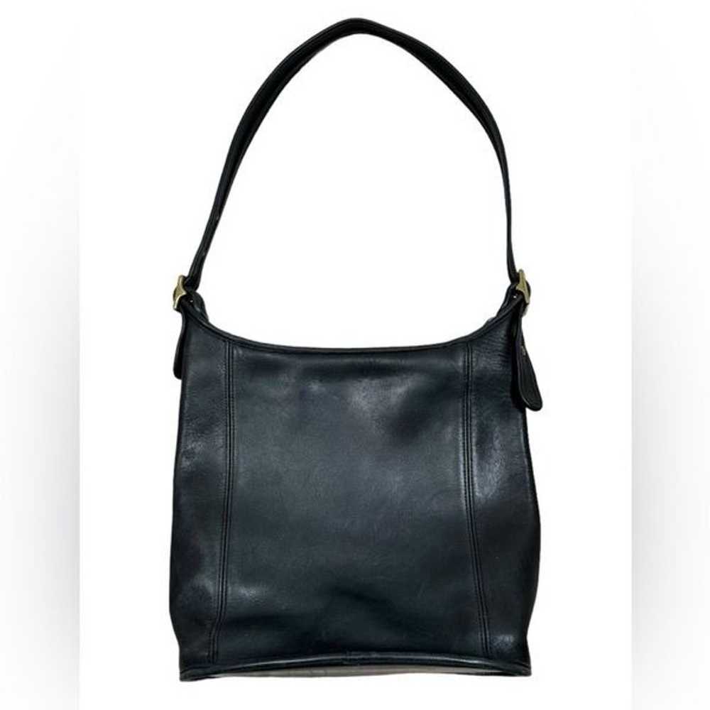 Coach Vintage Black Leather Zip Top Shoulder Bag … - image 1