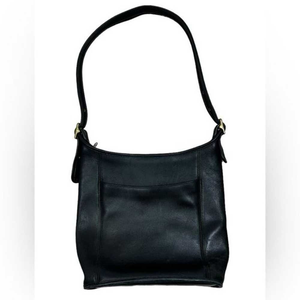 Coach Vintage Black Leather Zip Top Shoulder Bag … - image 3