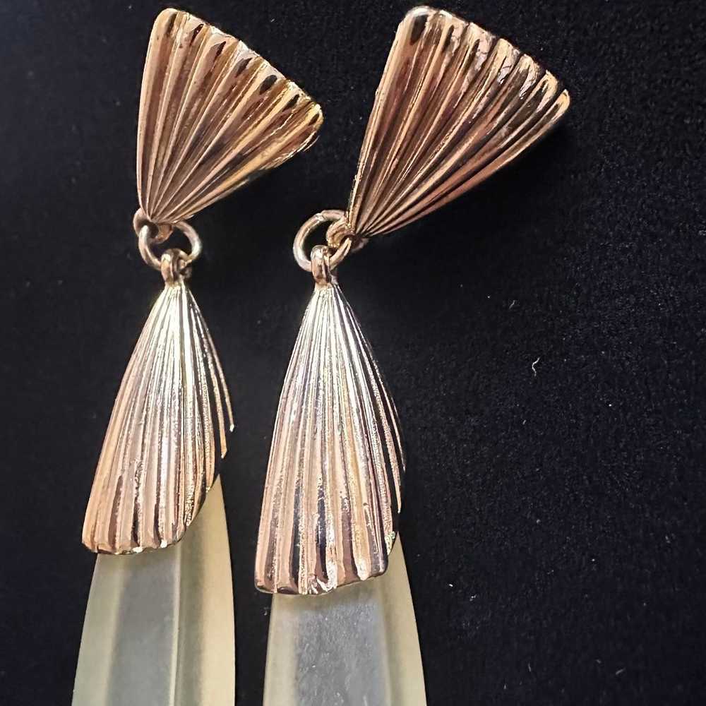 Vintage 1960 1970 Retro Frosted Drop Earrings - image 3