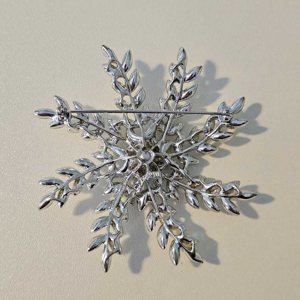 Vintage Sarah Coventry Rhinestone Snowflake Brooc… - image 5