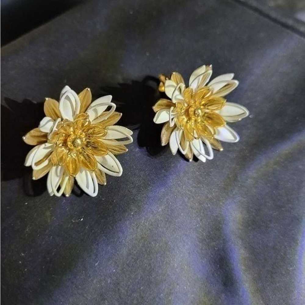 Vintage 50s Sarah Coventry Clip on Earrings - image 1